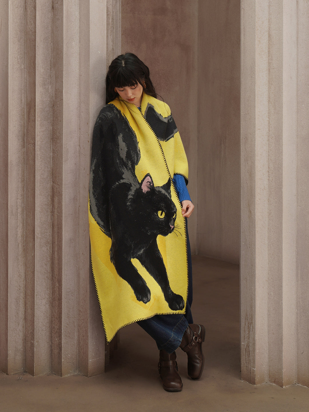 Midnight Feline  Chunky Shawl - Original Wool Blend Black Cat Knitted Scarf