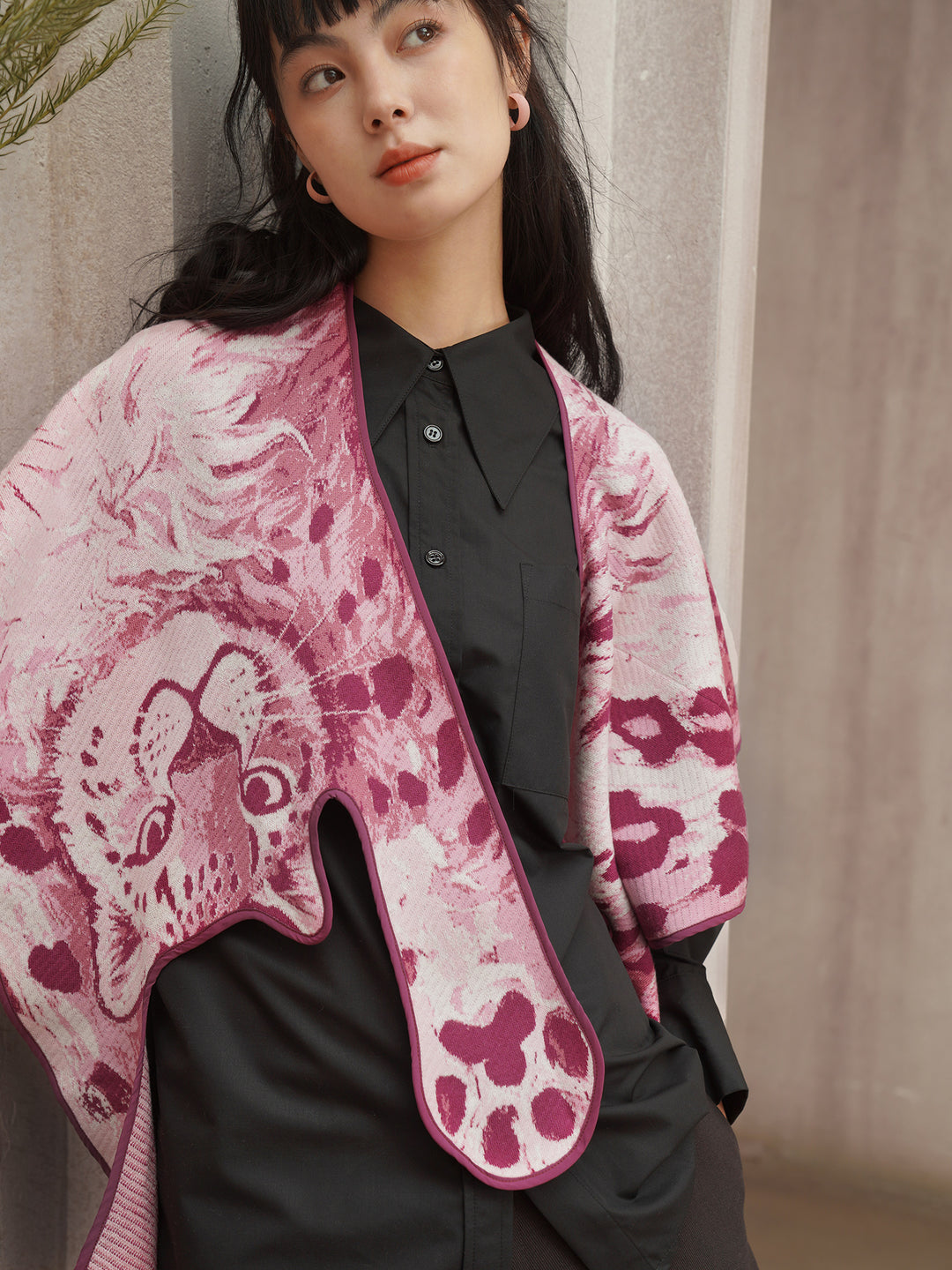 Pink Panther Blended Wool Big Shawl - Retro Knitted Animal Cape Scarf