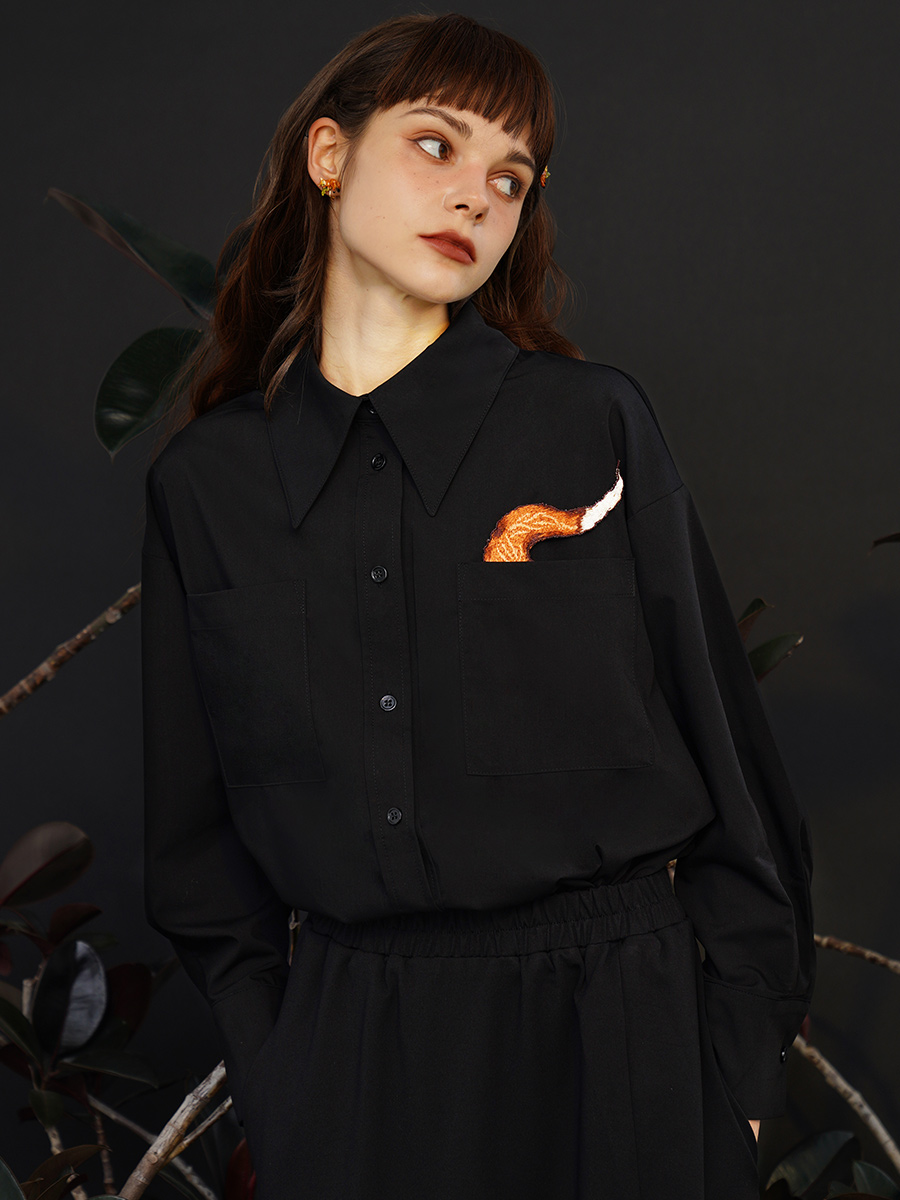 Original  niche fun exquisite embroidered shirt gender free retro art cotton top couple