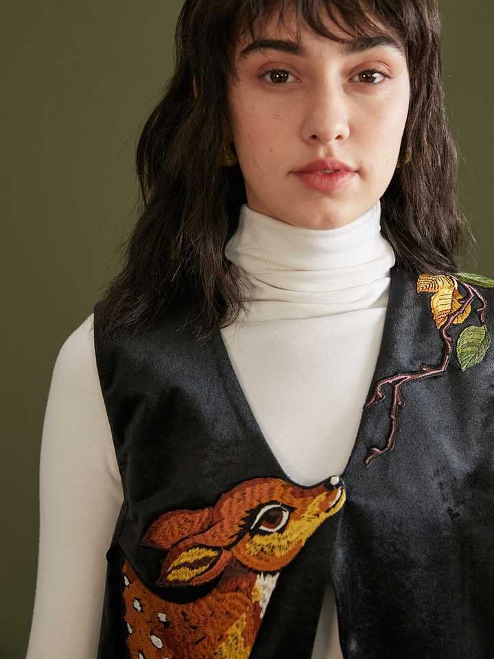 Original Design Autumn Elegant Deer Embroidery Branch Embroidery Velvet Vest V-neck Single breasted Buckle