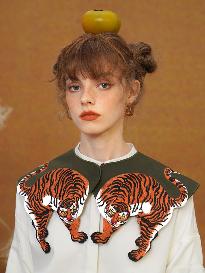 Original fake collar children's versatile tiger embroidery fake collar small shawl collar small decoration