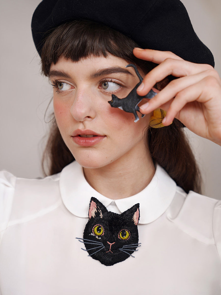 Original retro embroidered bow tie for women, delicate cat head shirt accessories, niche design, couple pairing