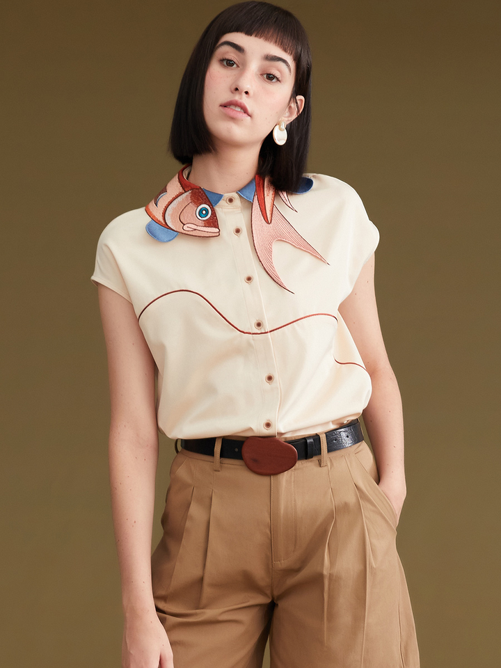 Original design: New retro koi fish bone embroidered collar sleeveless commuting shirt for women's summer short sleeved top