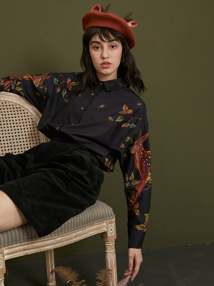 Original design new artistic elegant deer print retro long sleeved silhouette shirt for women in autumn and winter