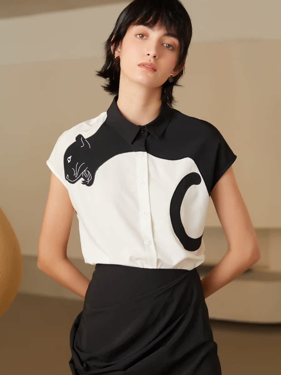 Urban Feline Leopard Shirt - Original Art Style Color Contrast Slimming Short Sleeve Blouse