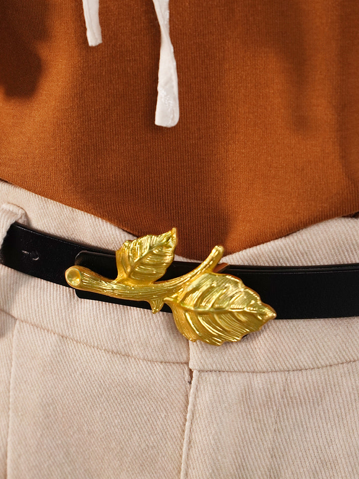 Metal belt with vintage style, featuring a leaf-shaped alloy and interchangeable buckle