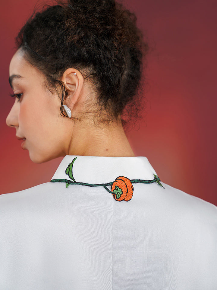 Original Chinese style persimmon embroidery shirt, retro niche cream white high-end top, 2024 spring new item for women