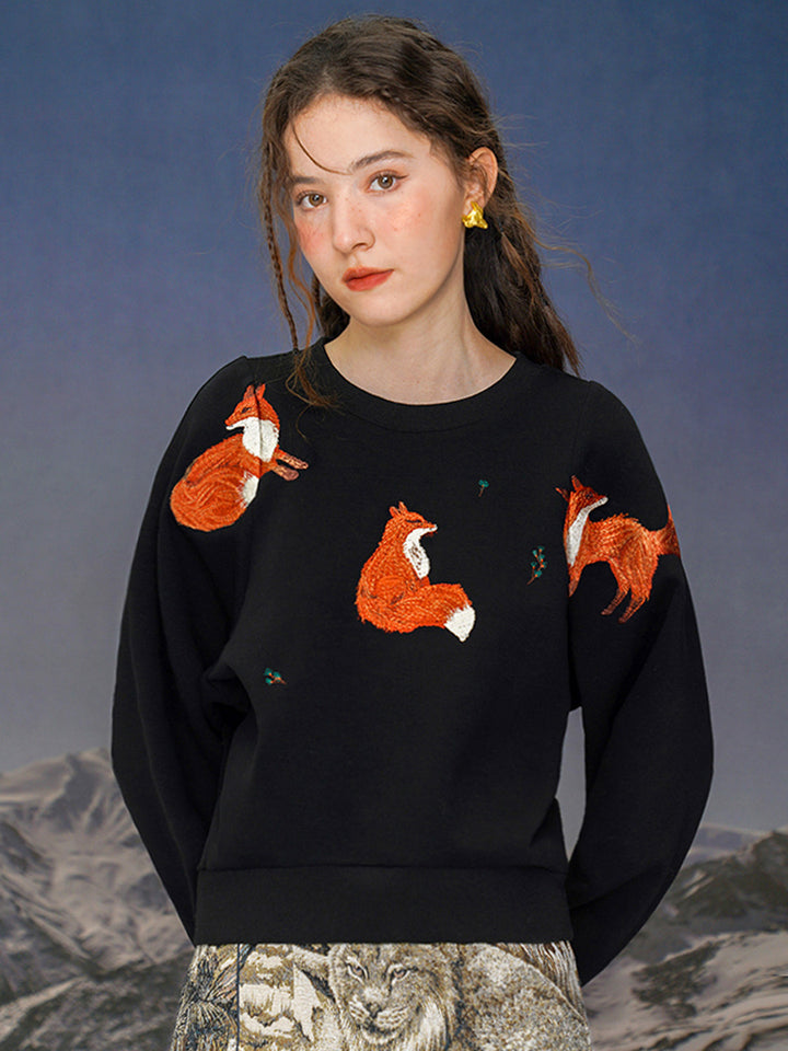 Original Design Red Fox Hoodie Exquisite Embroidery Wide Round Neck Top Age Reducing Soft Glutinous Spring and Autumn New Style