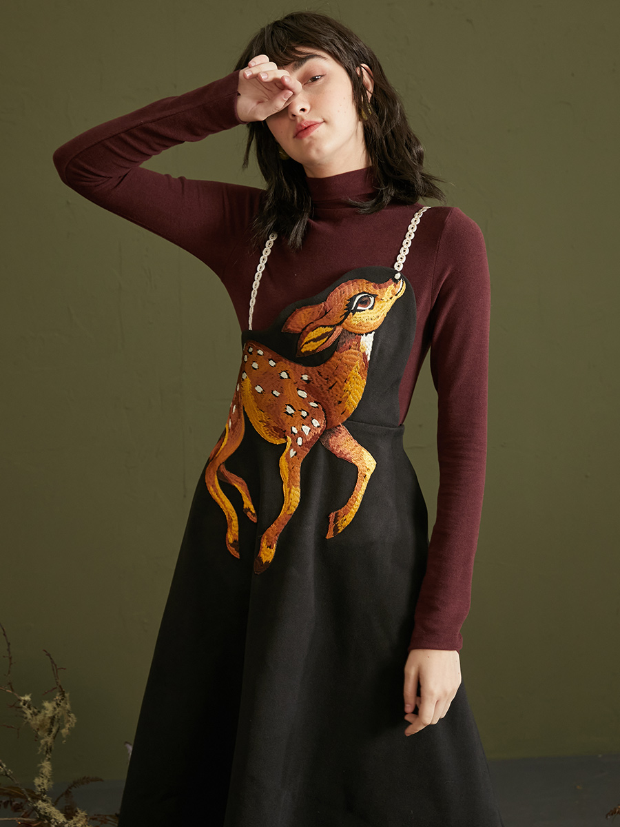 Original Design 2025 New Autumn Elegant Deer Heavy Embroidery Waist Curved Strap Big Swing Skirt