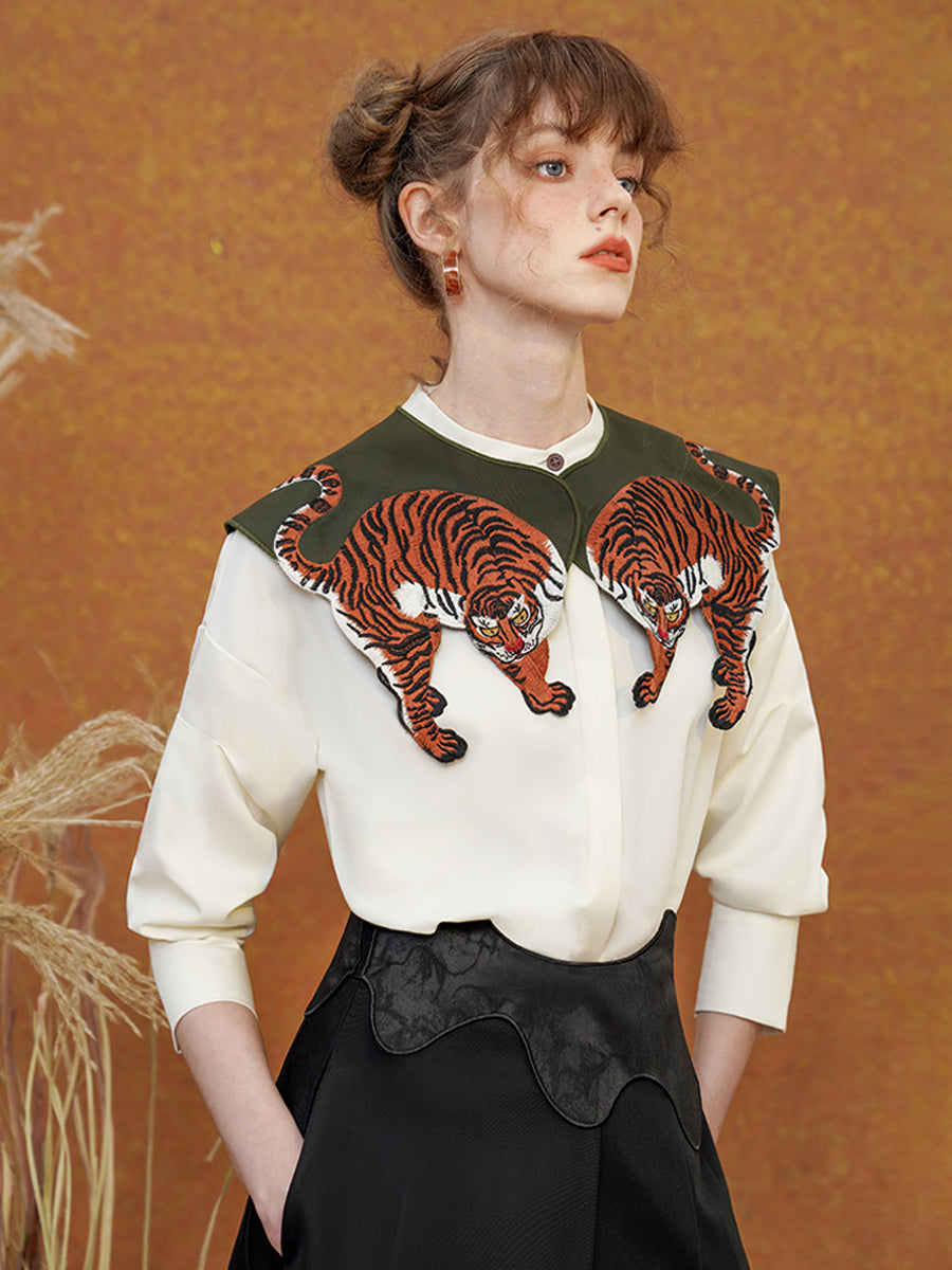 Original fake collar children's versatile tiger embroidery fake collar small shawl collar small decoration