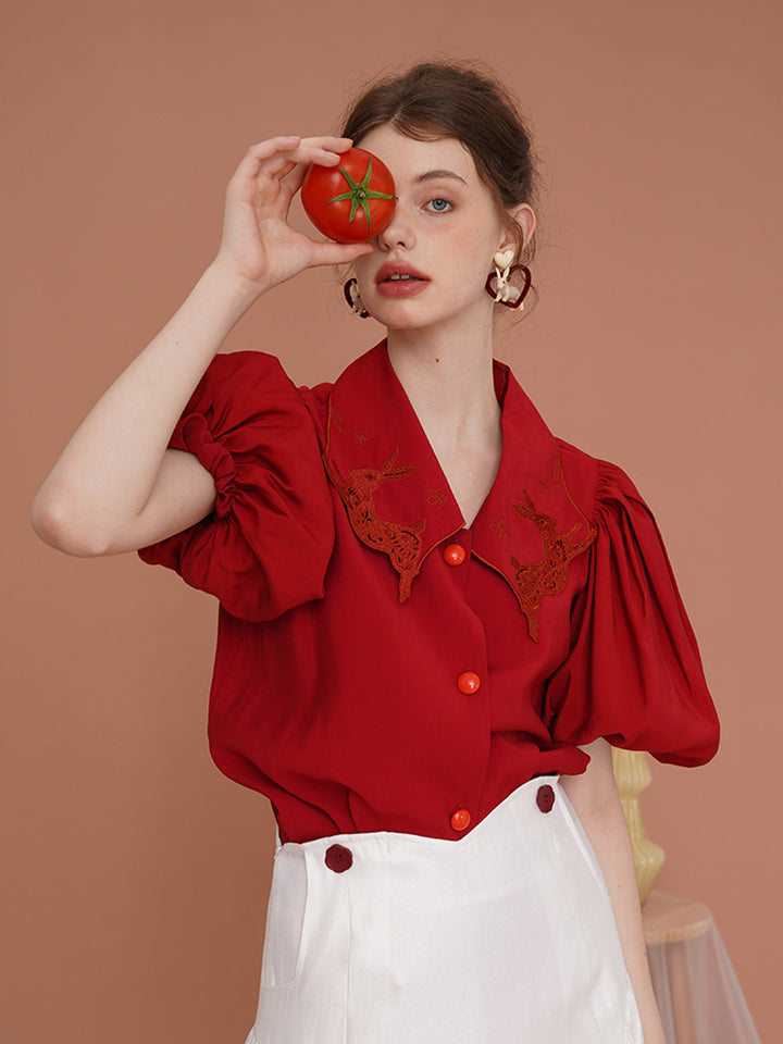 Original design sense, niche short sleeved red shirt, embroidered shirt, bubble sleeve shirt, women's retro top, summer