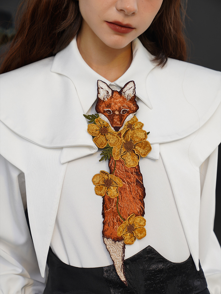 Original retro embroidery women's tie, female fox tail and flower knot free shirt, designer's niche combination