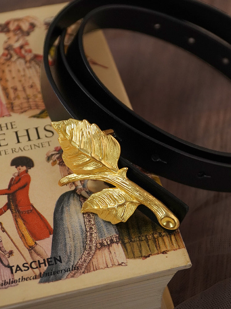 Metal belt with vintage style, featuring a leaf-shaped alloy and interchangeable buckle