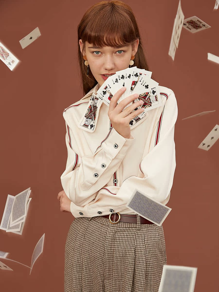 Original design 2025 fun poker card women's shirt design sense niche retro Hong Kong style top women's autumn