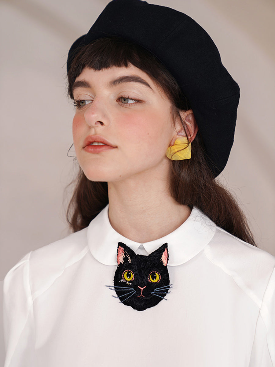 Original retro embroidered bow tie for women, delicate cat head shirt accessories, niche design, couple pairing