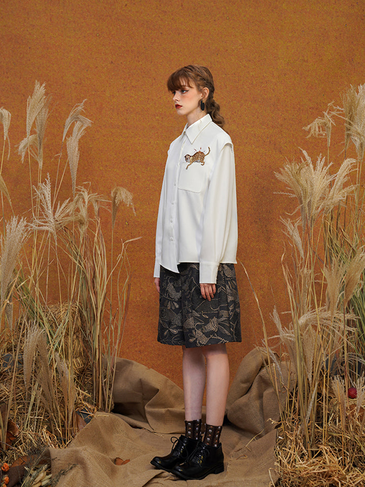 Playful Leopard Cat Shirt - Original Retro Artistic White Long-Sleeved Blouse