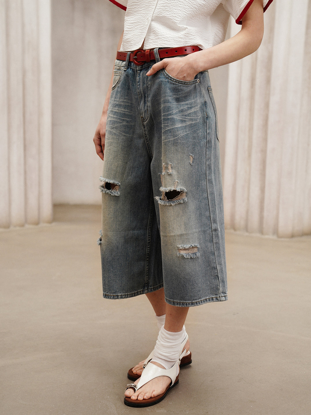 2026 vintage American style street jeans, ripped and washed, cropped pants for women, summer wide-leg pants, high-waisted pants