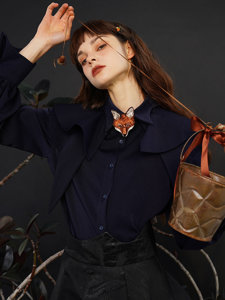 Original retro embroidered bow tie for women, delicate fox head shirt accessories, niche design, couple pairing