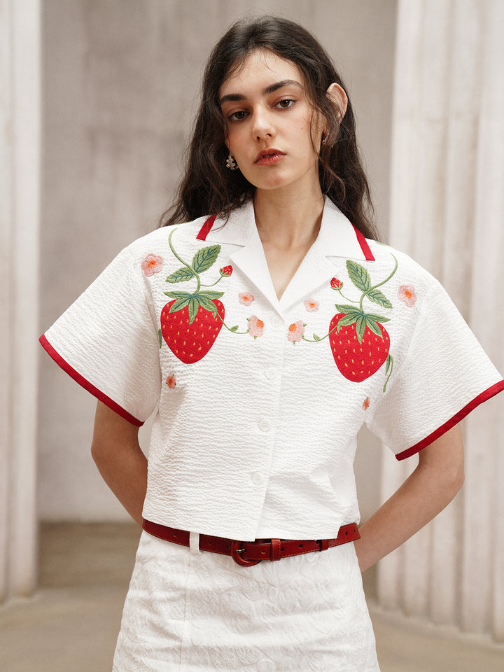 2026 summer strawberry embroidery Instagram style shirt, Cuban collar short-sleeved dopamine versatile top for women