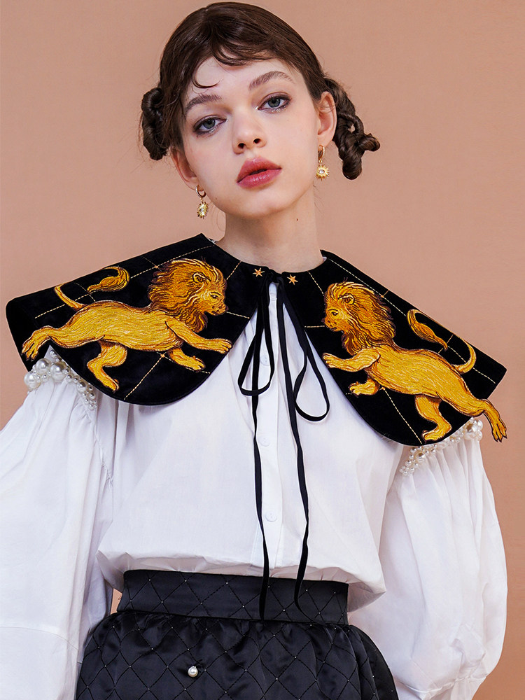 Autumn and winter new style Venice patron saint Leo velvet fake collar embroidery accessory with shoulder cape